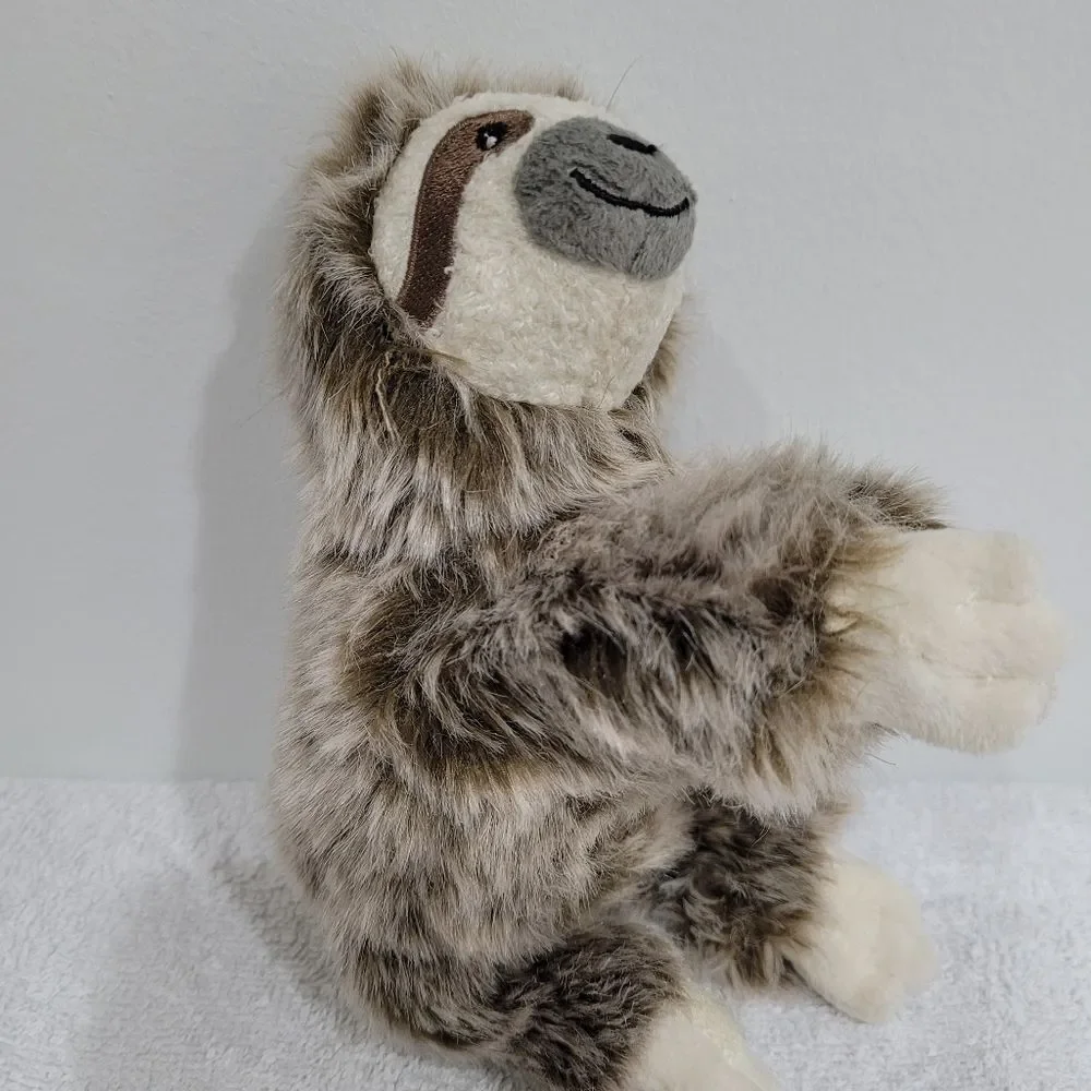 2016 America Girl‎ Lea Clark pet sloth retired